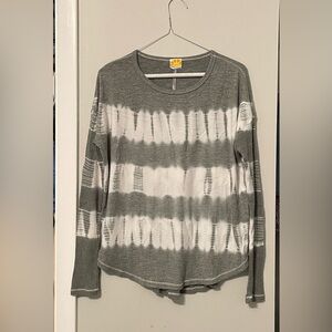 C&C California top, green and white tie die pattern, size Small